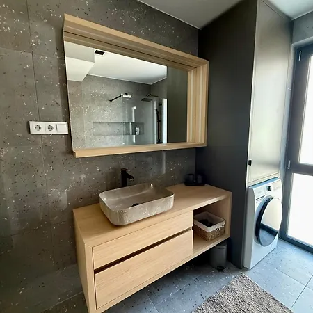 Mategoldapartment Iv * Segedin